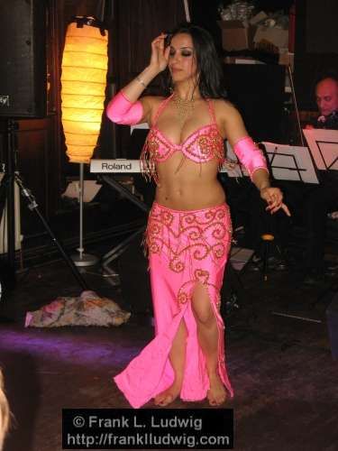 Bellydancing in McGarrigle's
